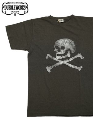 画像1: 【 DUBBLEWORKS（ダブルワークス） 】　プリントTシャツ [ Printed Tee ] [ SKULL AND BONES ] [ SUMIKURO ] 【 メール便可 】