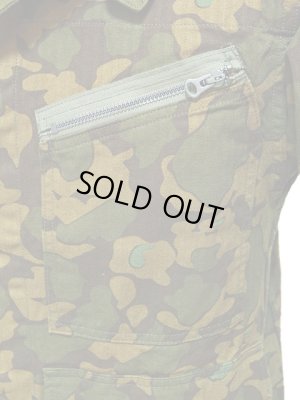 画像5: 【 SUGAR CANE×Mister Freedom（シュガーケン×ミスターフリーダム） 】 【 7.8oz. 】HBT EXPERIMENTAL CAMO EVAC JACKET [ SAIGON COWBOY ]