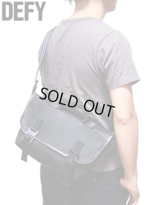 画像1: 【 DEFY BAGS（デフィ） 】　Recon Mini Messenger bag　[ M35 Military Tarp ]