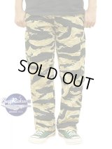 【 BUZZ RICKSON'S（バズリクソンズ） 】 GOLD TIGER STRIPE TROUSERS [ CARGO SHORTS ] [ BLACK ]