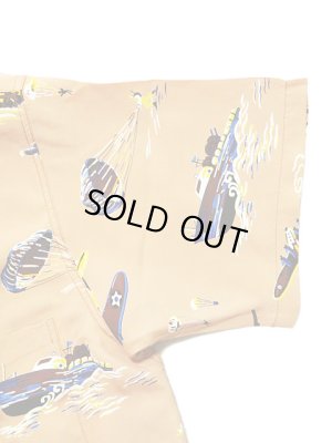 画像5: 【 SUN SURF SPECIAL EDITION（サンサーフスペシャルエディション） 】半袖アロハシャツ S/S  ALOHA SHIRT [ TURN INTO THE WAR ] 【 OAHU GARMENT CO. 】