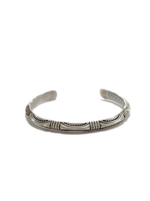 画像3: 【 Indian Jewelry（インディアン ジュエリー） 】 ナバホシルバーバングル [ Geneva & Kevin Ramone ( ジェネバ＆ケヴィンラモーン )]