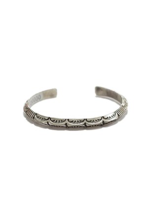 画像6: 【 Indian Jewelry（インディアン ジュエリー） 】 ナバホシルバーバングル [ Geneva & Kevin Ramone ( ジェネバ＆ケヴィンラモーン )]