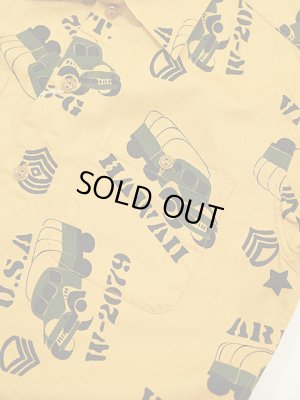 画像4: 【 SUN SURF（サンサーフ） 】　コットンヘリンボーンアロハシャツ　S/S HAWAIIAN SHIRT [ ARMY VEHICLE ] [ KHAKI ]