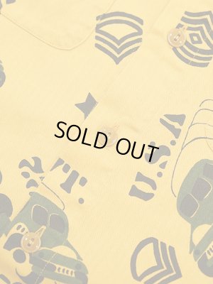 画像7: 【 SUN SURF（サンサーフ） 】　コットンヘリンボーンアロハシャツ　S/S HAWAIIAN SHIRT [ ARMY VEHICLE ] [ KHAKI ]