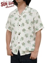 【 SUN SURF（サンサーフ） 】　半袖アロハシャツ　S/S HAWAIIAN SHIRT　[ SCATTERED PALMTREE ]　[ OFF WHITE ]