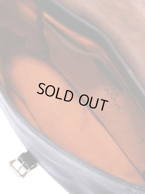 画像8: 【 vasco（ヴァスコ） 】　レザーポストマンショルダーバッグ　[ SMALL ] [ BLACK ]