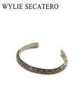 【 Whlie Secatero（ワイリー セカテロ） 】ナバホシルバーバングル [ NAVAJO JEWELRY ] 【 メール便可 】