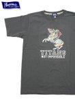 画像1: 【 Pherrow's（フェローズ） 】　プリントT-シャツ [ TAITANS ] [ CHARCOAL ] [ カタログ未掲載 ] 【 メール便可 】