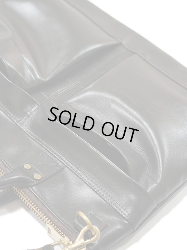 画像5: 【 Y'2 LEATHER（ワイツーレザー） 】 HORSE HIDE HELMET BAG [ VINTAGE HORSE LIGHT ] [ 馬革 ] [ BLACK ]