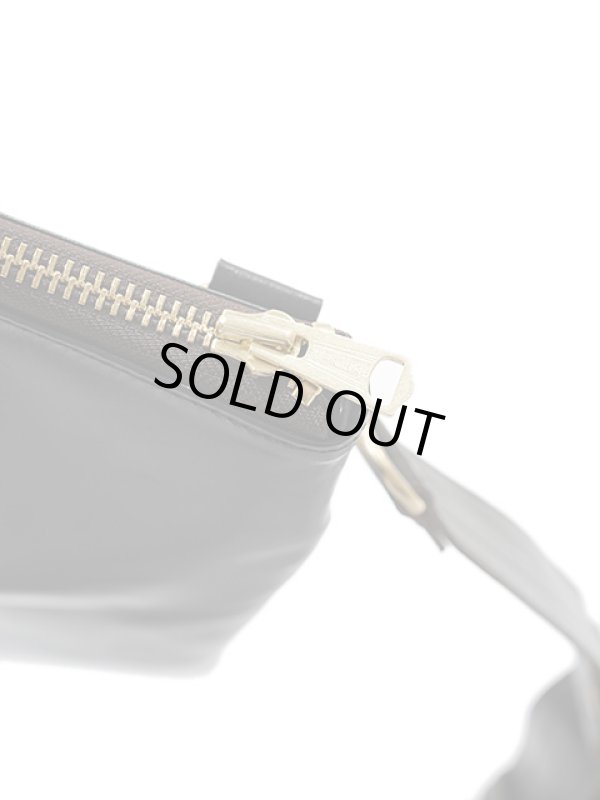 画像9: 【 Y'2 LEATHER（ワイツーレザー） 】 HORSE HIDE HELMET BAG [ VINTAGE HORSE LIGHT ] [ 馬革 ] [ BLACK ]