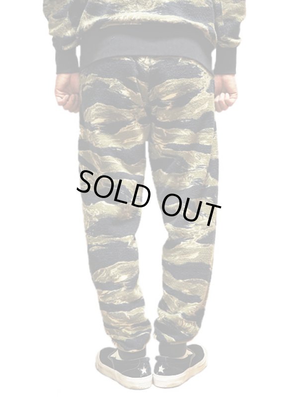 画像2: 【 BUZZ RICKSON'S（バズリクソンズ） 】　SWEAT PANTS　[ TIGER CAMOUFLAGE ]
