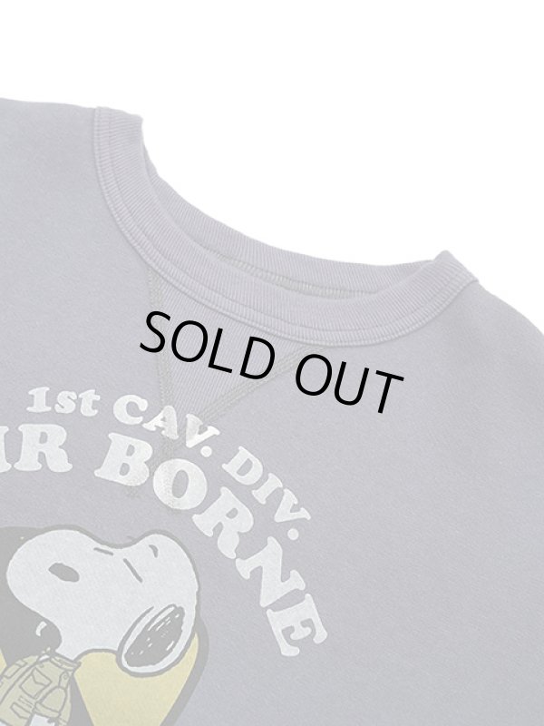 画像3: 【 BUZZ RICKSON'S × PEANUTS（バズリクソンズ × ピーナッツ） 】 スヌーピーセットインクルースウェット SNOOPY SET-IN CREW SWEAT [ AIR BORNE ] [ NAVY ]