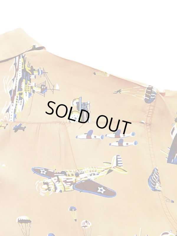 画像6: 【 SUN SURF SPECIAL EDITION（サンサーフスペシャルエディション） 】半袖アロハシャツ S/S  ALOHA SHIRT [ TURN INTO THE WAR ] 【 OAHU GARMENT CO. 】