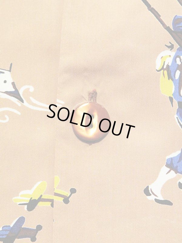 画像7: 【 SUN SURF SPECIAL EDITION（サンサーフスペシャルエディション） 】半袖アロハシャツ S/S  ALOHA SHIRT [ TURN INTO THE WAR ] 【 OAHU GARMENT CO. 】