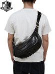 画像1: 【 INCEPTION（インセプション） 】　バナナバッグ [ BANANA BAG ] [ HORSE HIDE ] [ Black (茶芯) ]