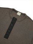 画像3: 【 Loop & Weft（ループアンドウエフト） 】　針抜きリブニットヘンリー　[ Smooth Drop Needle Rib L/S HENLEY ] [ Classic Black ] 【 メール便可 】