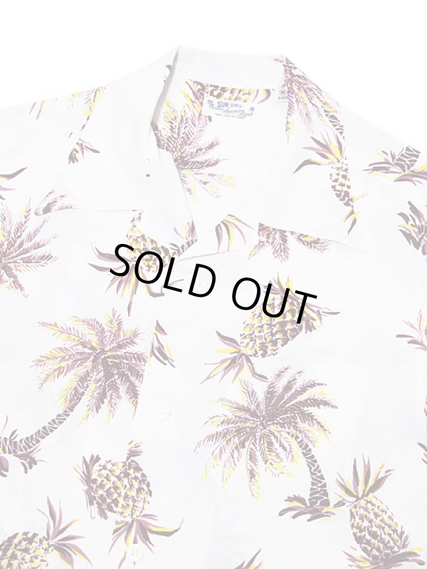 画像3: 【 SUN SURF（サンサーフ） 】　半袖アロハシャツ　S/S HAWAIIAN SHIRT　[ STUDDED WITH PALM TREE AND PINEAPPLE ]　[ OFF WHITE ]