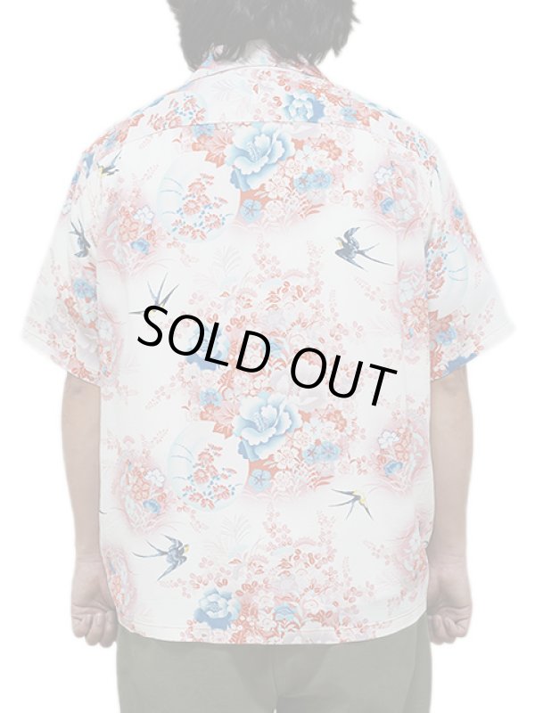 画像2: 【 SUN SURF（サンサーフ） 】　半袖アロハシャツ　S/S HAWAIIAN SHIRT　[ SWALLOWS FLY AROUND ]　[ RED ]
