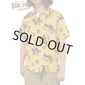 画像: 【 SUN SURF（サンサーフ） 】　コットンヘリンボーンアロハシャツ　S/S HAWAIIAN SHIRT [ ARMY VEHICLE ] [ KHAKI ]