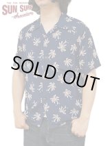 画像: 【 SUN SURF（サンサーフ） 】　半袖アロハシャツ　S/S HAWAIIAN SHIRT　[ SCATTERED PALMTREE ]　[ NAVY ]