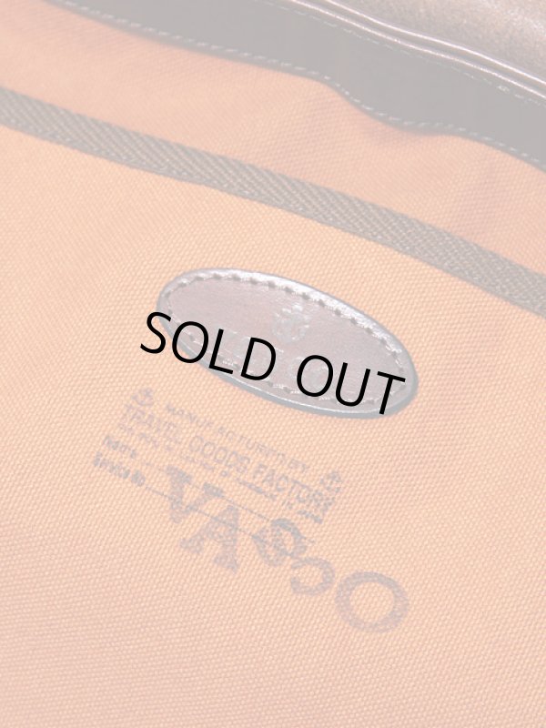 画像9: 【 vasco（ヴァスコ） 】　レザーポストマンショルダーバッグ　[ SMALL ] [ BROWN ]