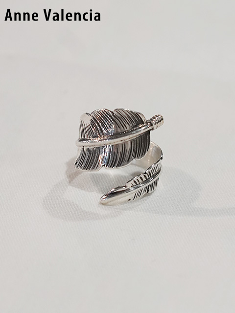 画像1: 【 ANNE VALENCIA　（アン・ヴァレンシア） 】 フェザーリング  [ Feather Ring ] [ SILVER ] [ FREE ] 【 メール便可 】