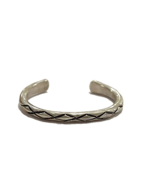 画像3: 【 Elaine Tahe（エレーン タヘ） 】ナバホシルバーバングル [ NAVAJO JEWELRY ] 【 メール便可 】