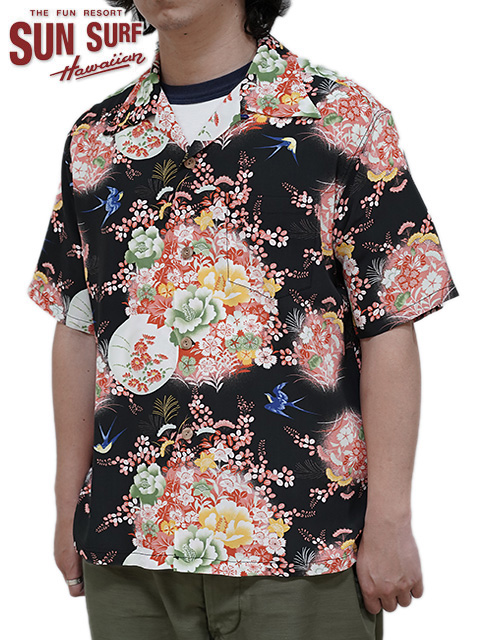 画像1: 【 SUN SURF（サンサーフ） 】　半袖アロハシャツ　S/S HAWAIIAN SHIRT　[ SWALLOWS FLY AROUND ]　[ BLACK ]