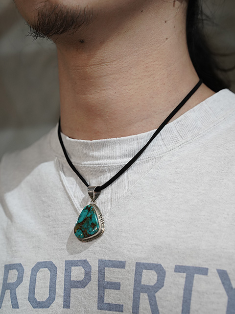 画像1: 【 Indian Jewelry（インディアン ジュエリー） 】 ターコイズペンダント [ Turquois Pendant ] 【 メール便可 】